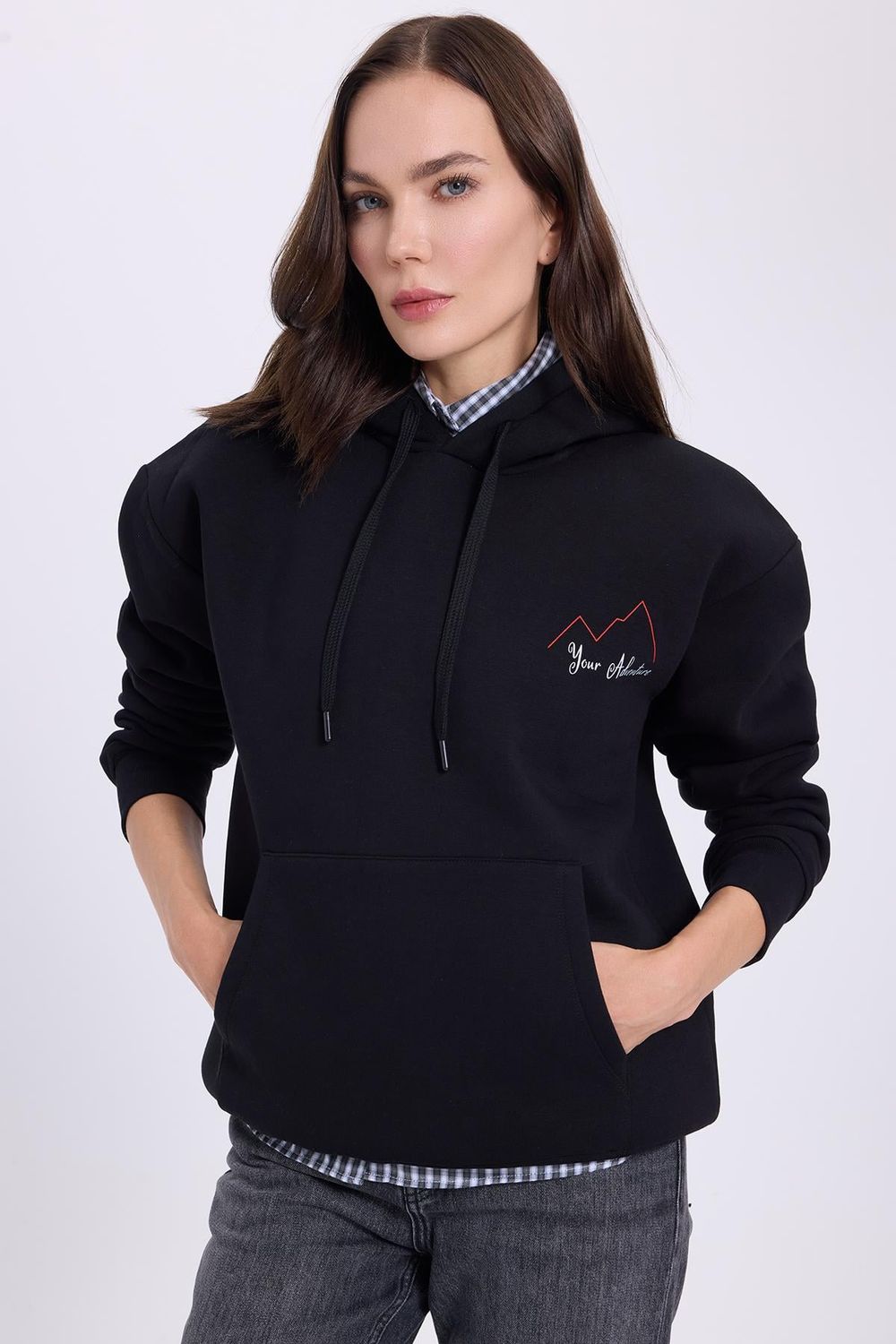 Kadın Oversize Geniş Kesim Pamuklu Yumuşak Dokulu İçi Polarlı Baskılı Siyah Kapüşonlu Sweatshirt