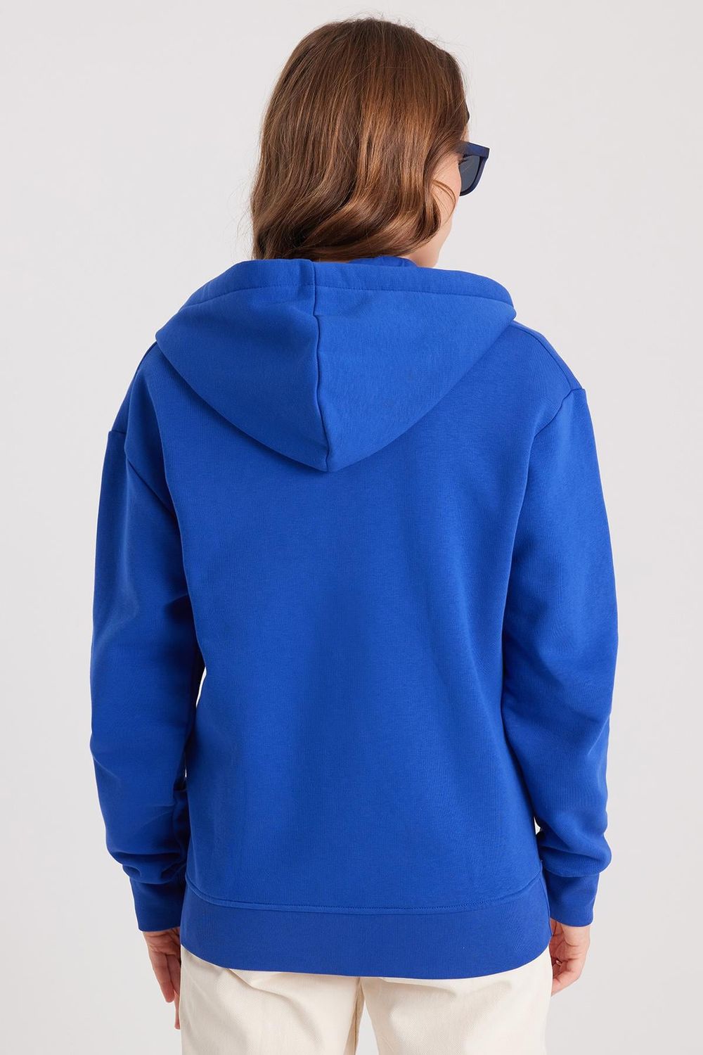 Kadın Relax Fit Rahat Kesim Pamuklu İçi Polarlı Çift Cepli Tam Fermuarlı Siyah Kapüşonlu Sweatshirt