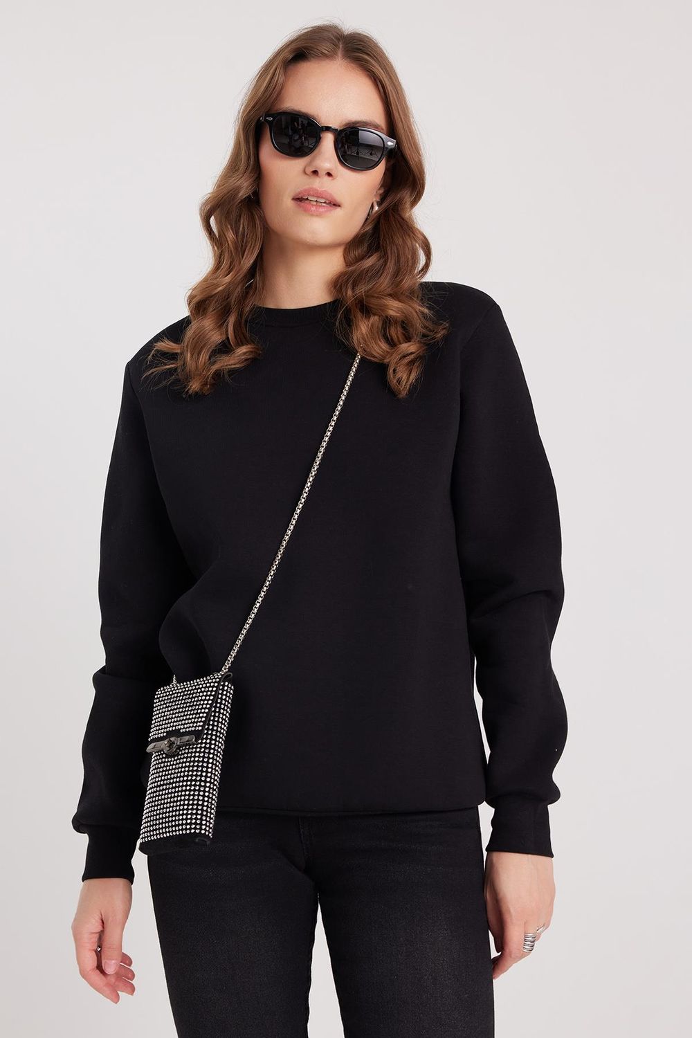 Kadın Oversize Geniş Kesim Bisiklet Yaka Basic Sweatshirt