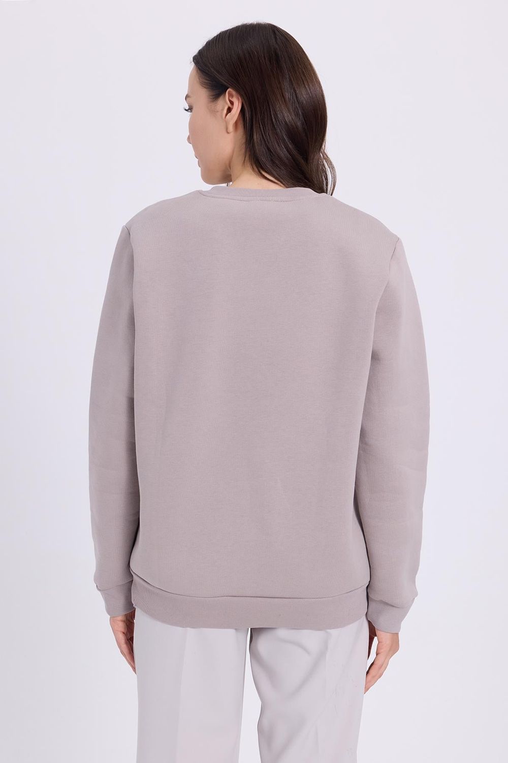Kadın Oversize Geniş Kesim Pamuklu Yumuşak Dokulu İçi Polarlı Basic Gri Bisiklet Yaka Sweatshirt