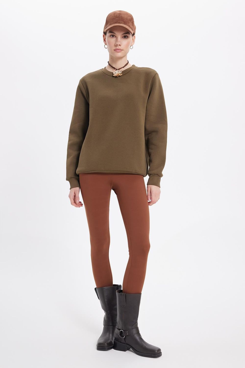 Kadın Oversize Geniş Kesim Pamuklu Yumuşak Dokulu İçi Polarlı Basic Yeşil Bisiklet Yaka Sweatshirt