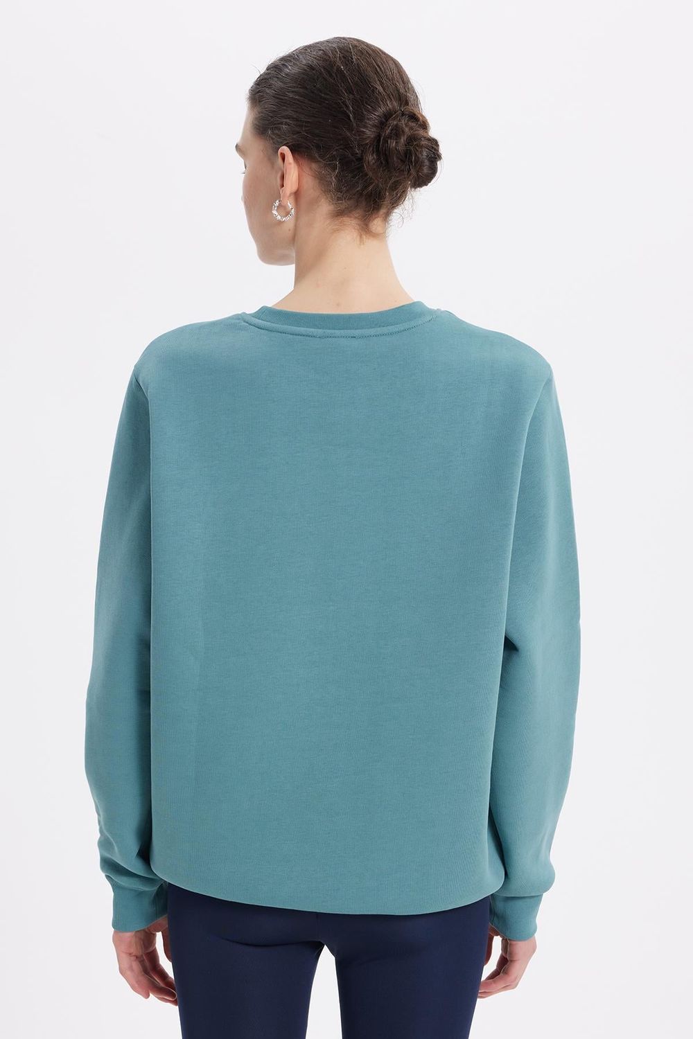 Kadın Oversize Geniş Kesim Bisiklet Yaka Basic Sweatshirt