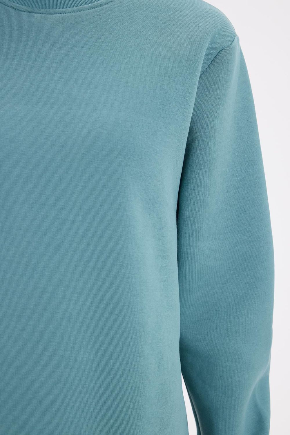Kadın Oversize Geniş Kesim Bisiklet Yaka Basic Sweatshirt