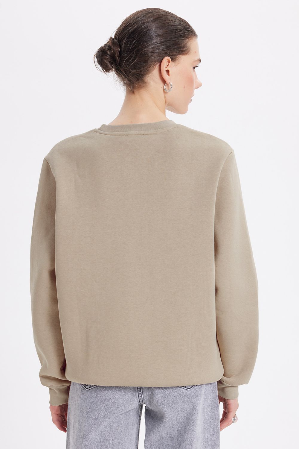 Kadın Oversize Geniş Kesim Pamuklu 3 İplik İçi Polarlı Basic Taş Bisiklet Yaka Sweatshirt