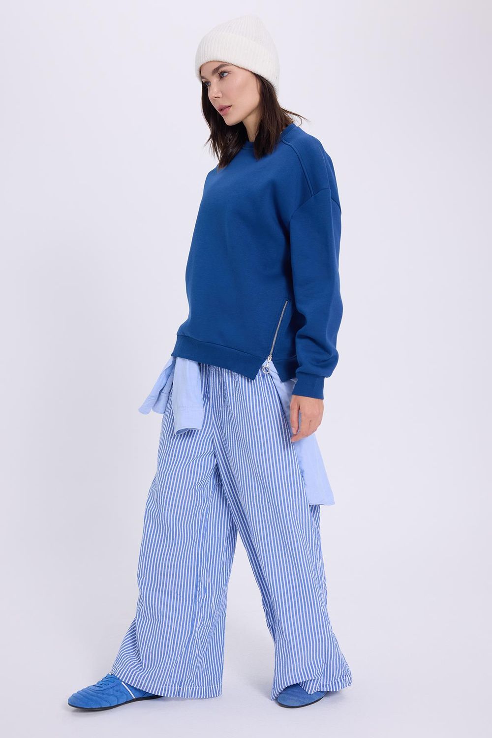 Kadın Oversize Geniş Kesim Pamuklu 3 iplik Bisiklet Yaka Mavi Sweatshirt