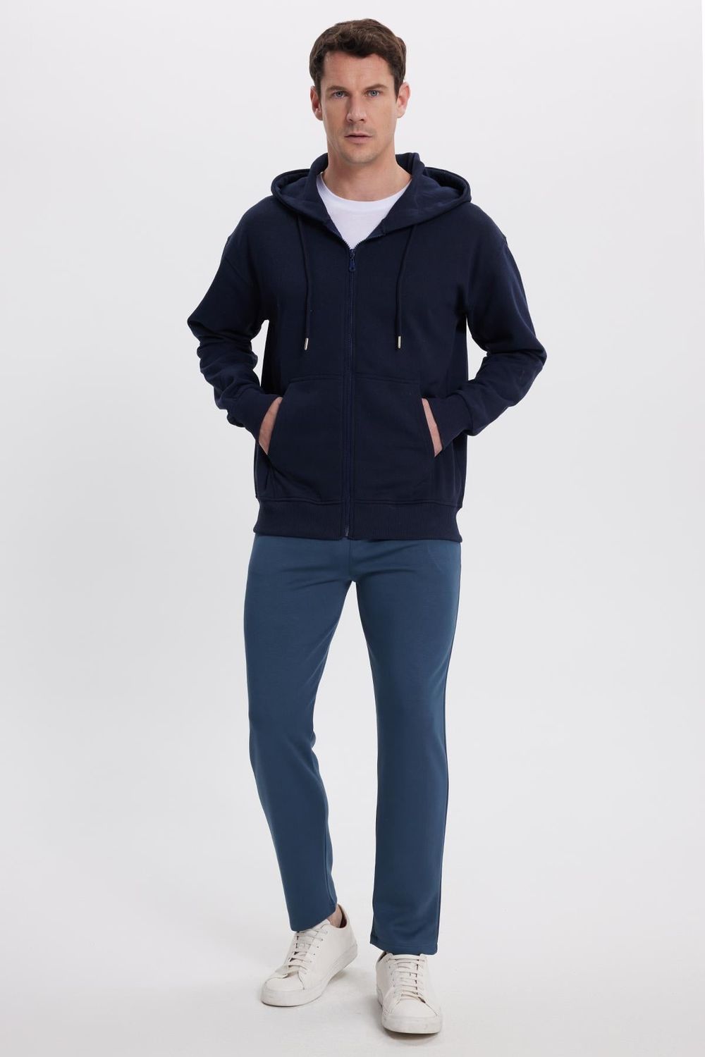 Erkek Relax Fit Rahat Kesim Pamuklu Tam Fermuarlı Kanguru Cepli Sırt Çantalı Lacivert Sweatshirt