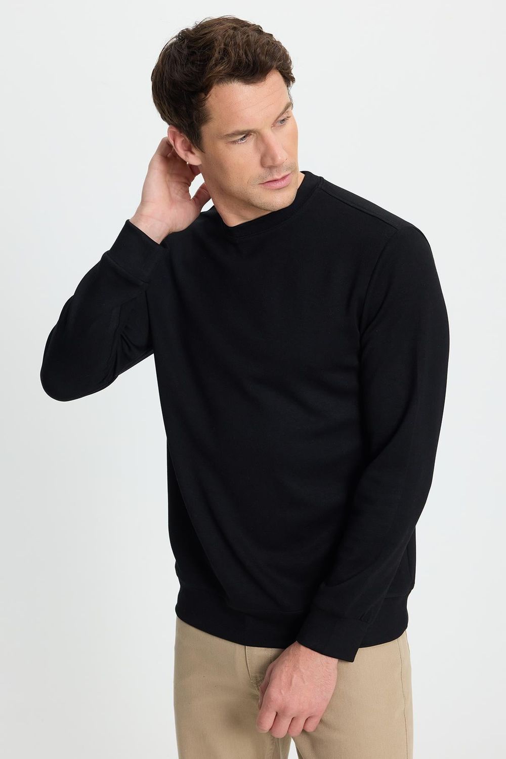 Erkek Relax Fit Rahat Kesim Uzun Kollu Bisiklet Yaka Siyah Sweatshirt