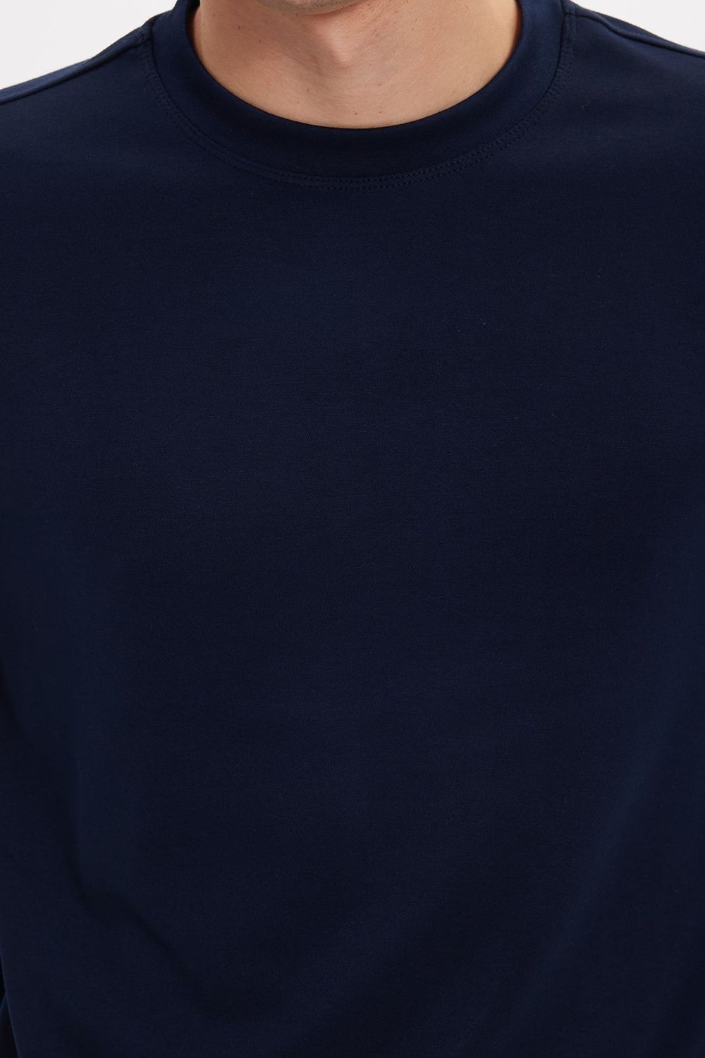 Erkek Standart Fit Normal Kesim Uzun Kollu Ekstra Soft Modal Kumaş Bisiklet Yaka Lacivert Sweatshirt