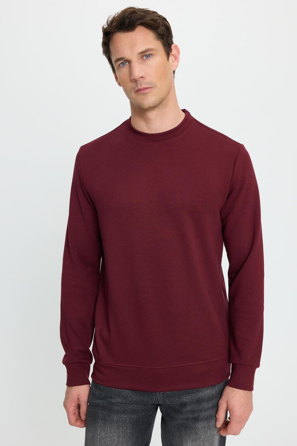 Erkek Relax Fit Rahat Kesim Uzun Kollu Bisiklet Yaka Bordo Sweatshirt