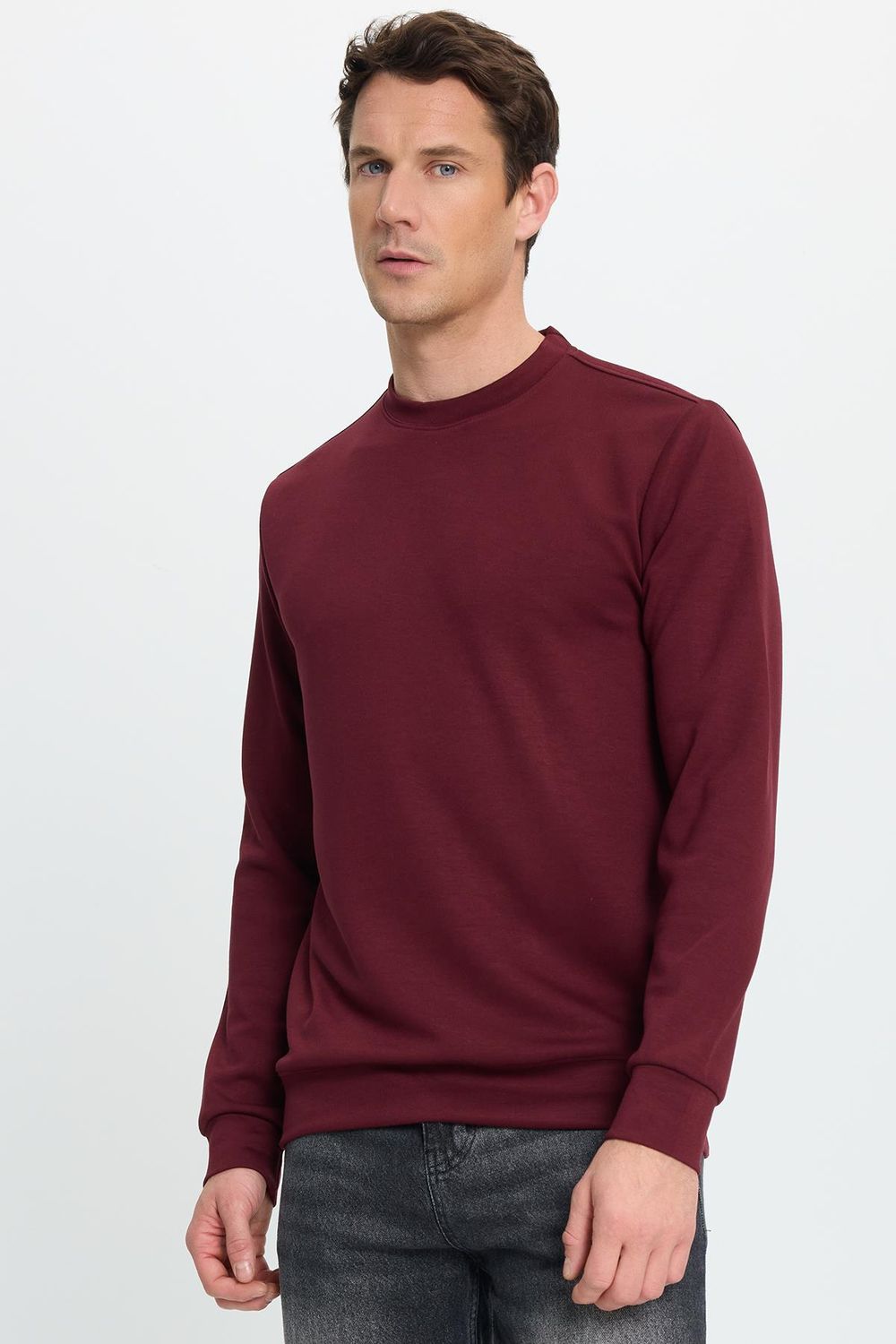 Erkek Relax Fit Rahat Kesim Uzun Kollu Bisiklet Yaka Bordo Sweatshirt