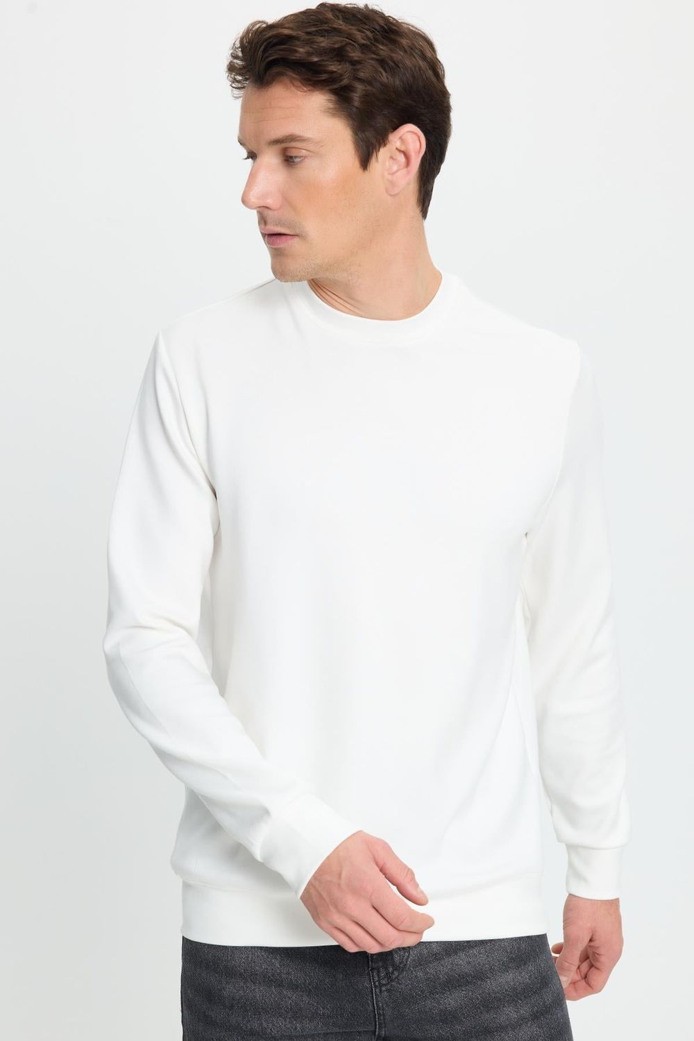Erkek Relax Fit Rahat Kesim Uzun Kollu Bisiklet Yaka Ekru Sweatshirt