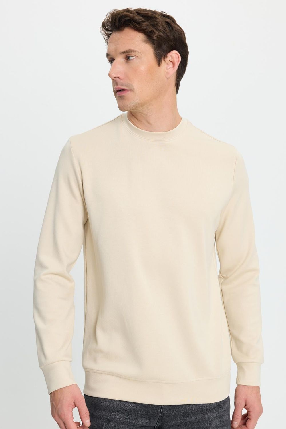 Erkek Relax Fit Rahat Kesim Uzun Kollu Bisiklet Yaka Kemik Rengi Sweatshirt