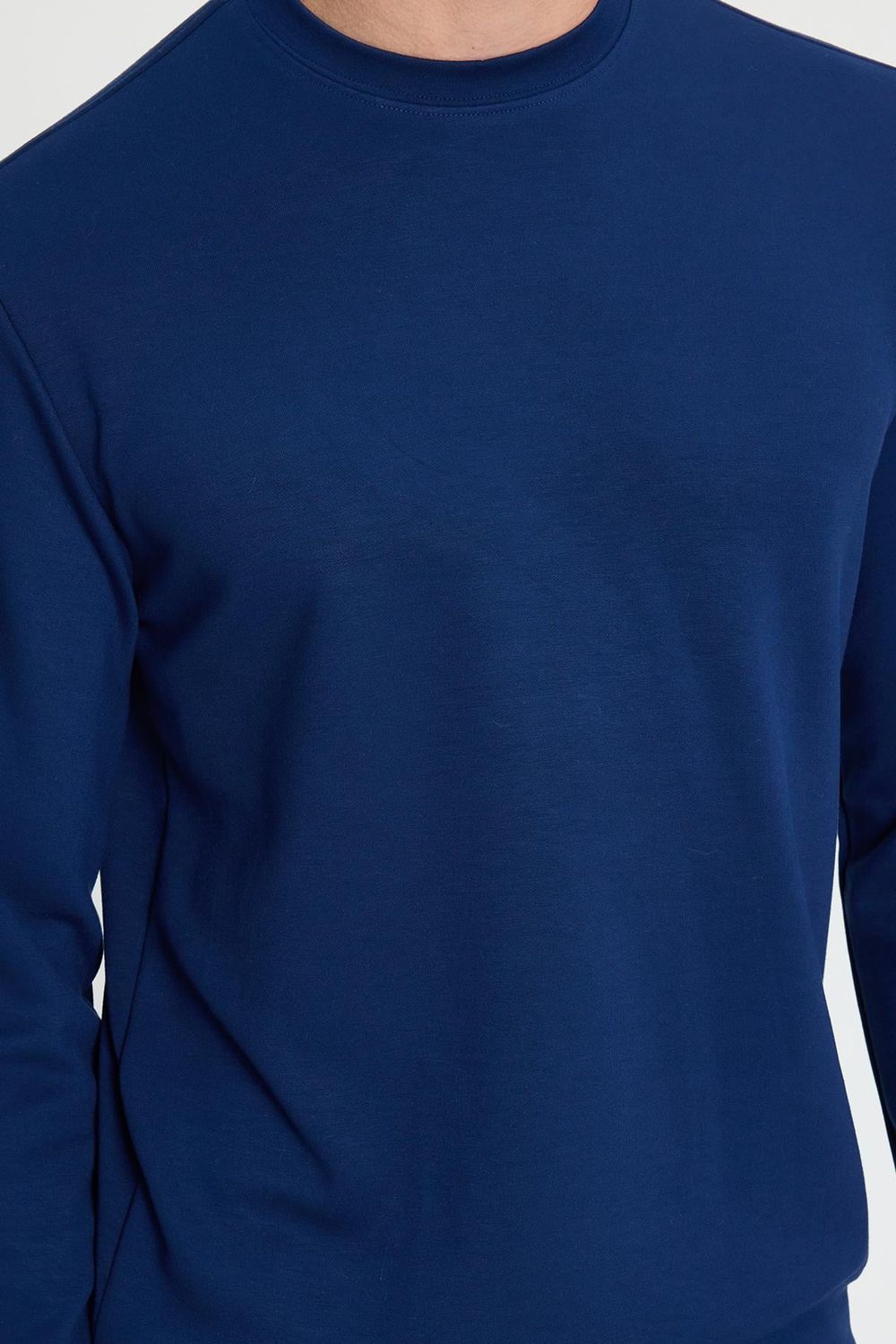 Erkek Relax Fit Rahat Kesim Uzun Kollu Bisiklet Yaka Açık Lacivert Sweatshirt
