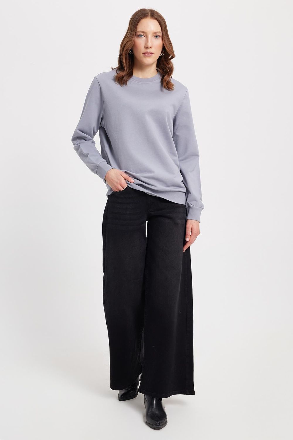 Kadın Oversize Geniş Kesim %100 Pamuk 2 İplik Bisiklet Yaka Açık Gri Sweatshirt 