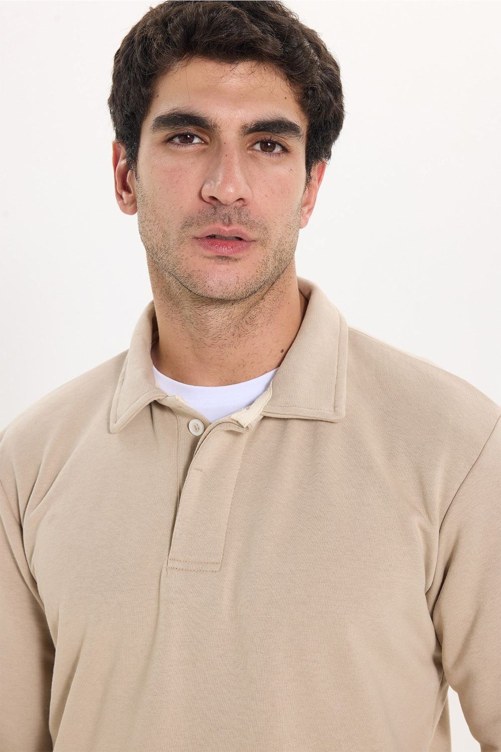 RELAX FIT PLAIN BUTTONED POLO  COLLAR HIDDEN PLACKET MAHREZ SWEATSHIRT