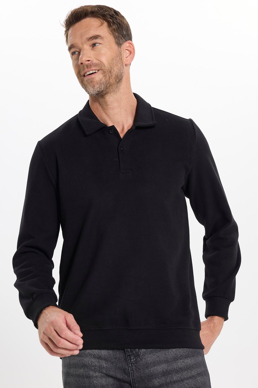 Erkek Regular Fit Klasik Kesim Uzun Kollu Siyah Polo Yaka Sweatshirt