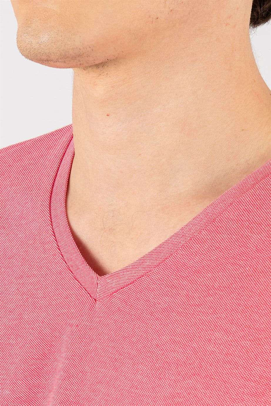 Slim Fit Dar Kesim V Yaka Oxford Erkek T-Shirt