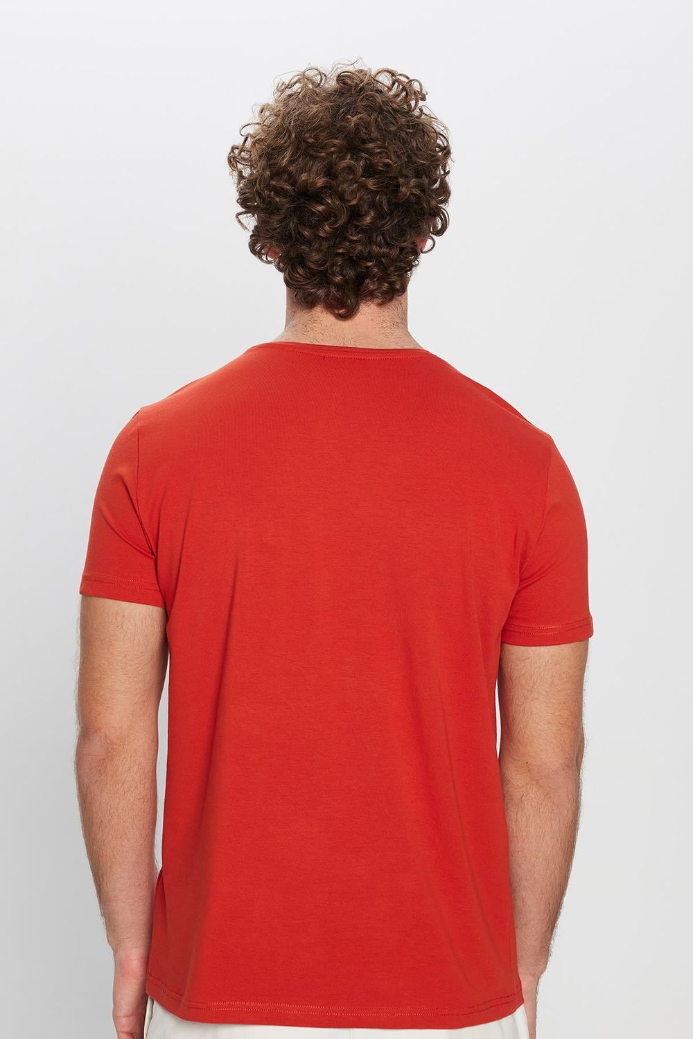 Erkek Slim Fit Dar Kesim Pamuklu Yumuşak Dokulu Esnek Kumaş Düz Basic Kiremit Bisiklet Yaka Tişört