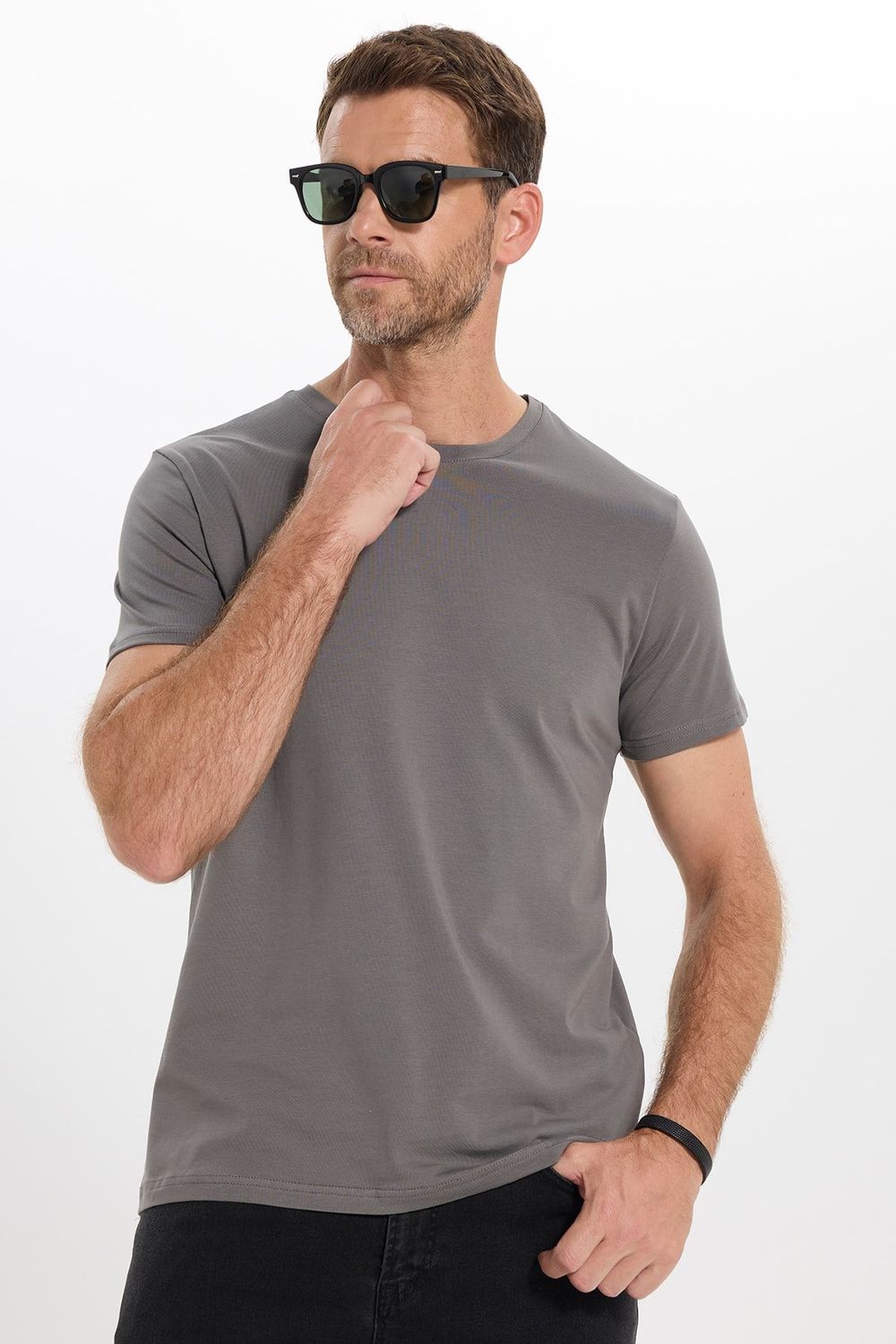 Erkek Slim Fit Dar Kesim Pamuklu Yumuşak Doku Esnek Kumaş Basic Gri Bisiklet Yaka Tişört