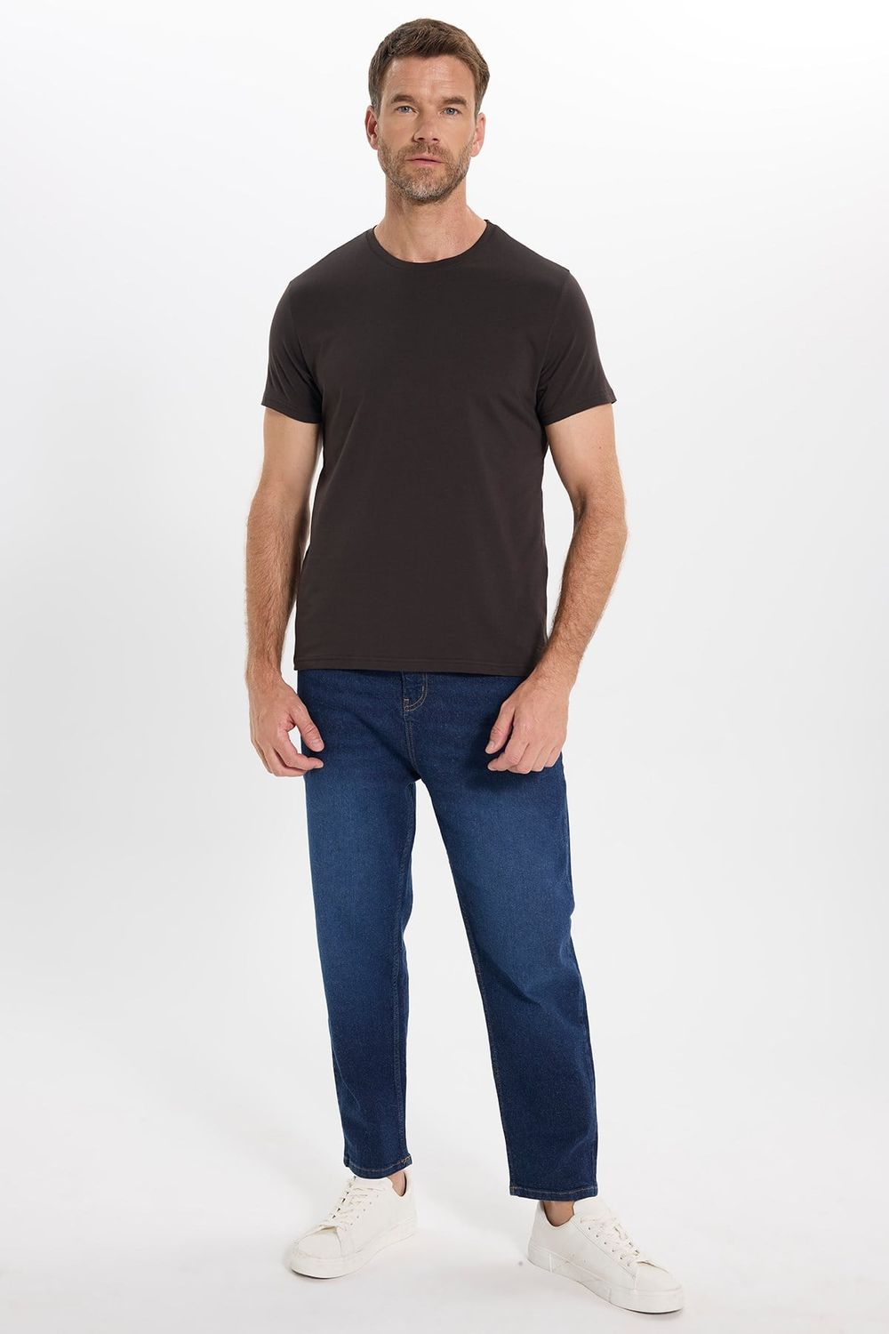Erkek Slim Fit Dar Kesim Pamuklu Yumuşak Doku Esnek Kumaş Basic Kahverengi Bisiklet Yaka Tişört