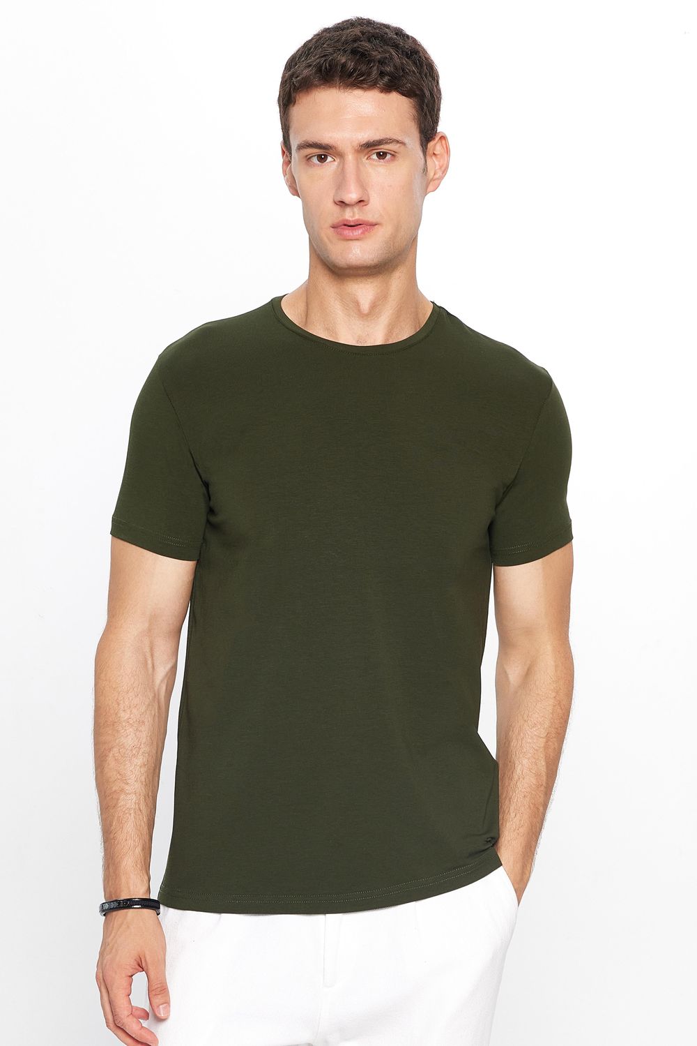 Slim Fit Bisiklet Yaka Düz Basıc Kısa Kol T-Shirt