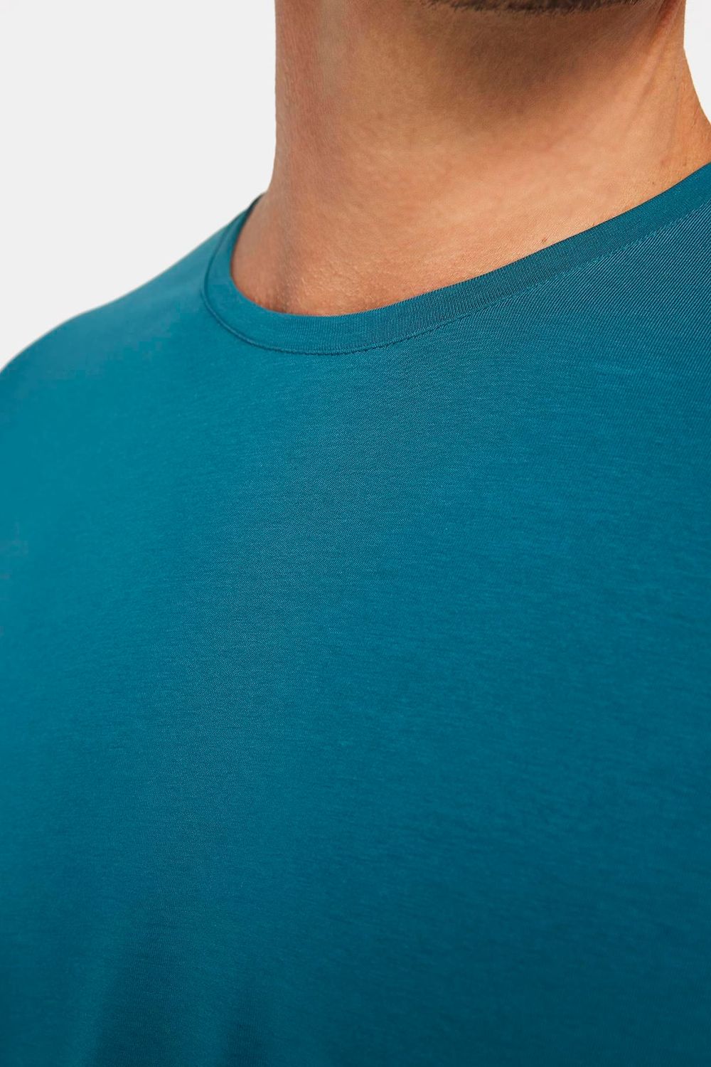 Erkek Slim Fit Dar Kesim Pamuklu Yumuşak Dokulu Esnek Kumaş Düz Basic Petrol Bisiklet Yaka Tişört