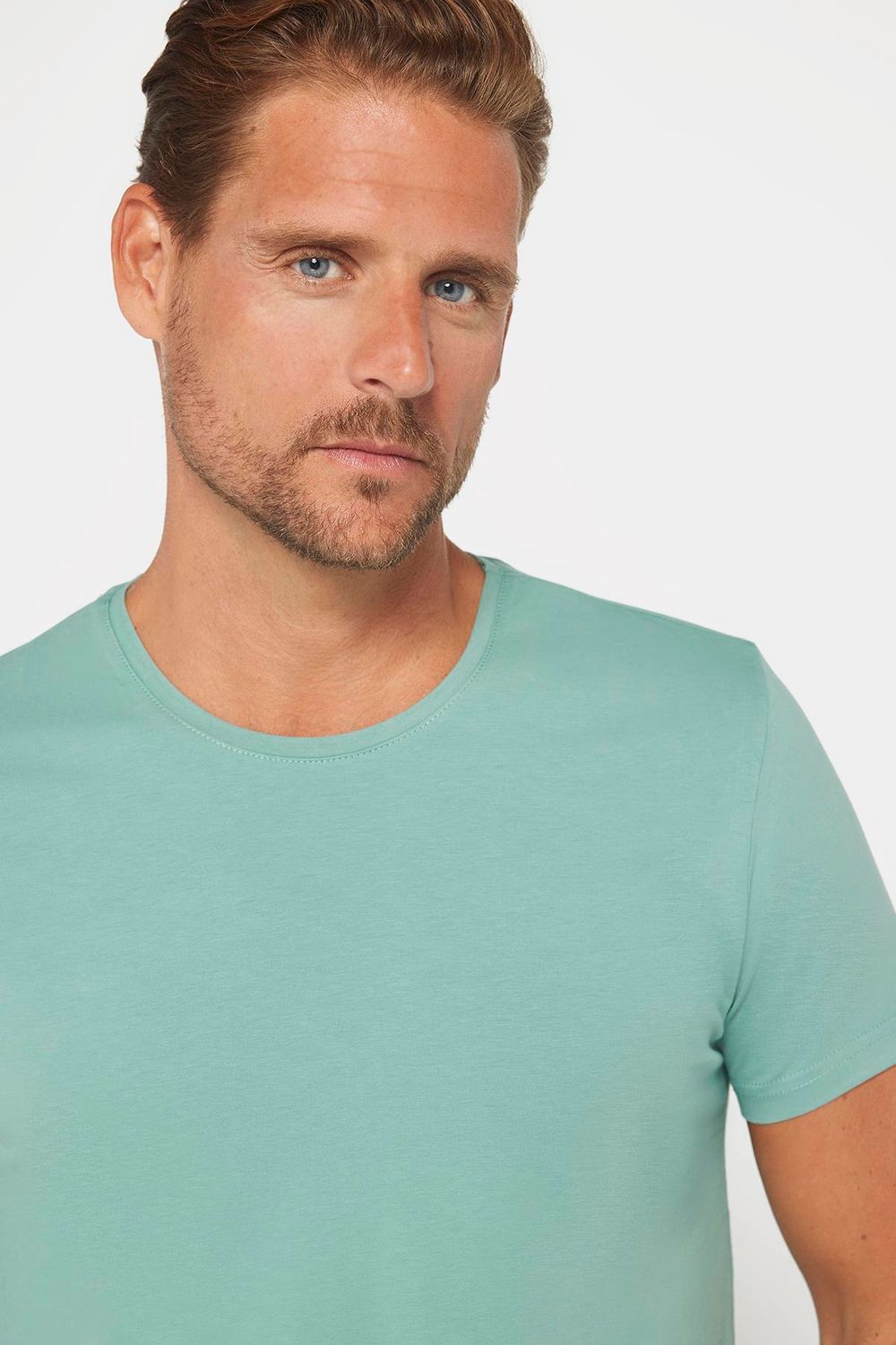 Erkek Slim Fit Dar Kesim Pamuklu Yumuşak Dokulu Esnek Kumaş Düz Basic Yeşil Bisiklet Yaka Tişört