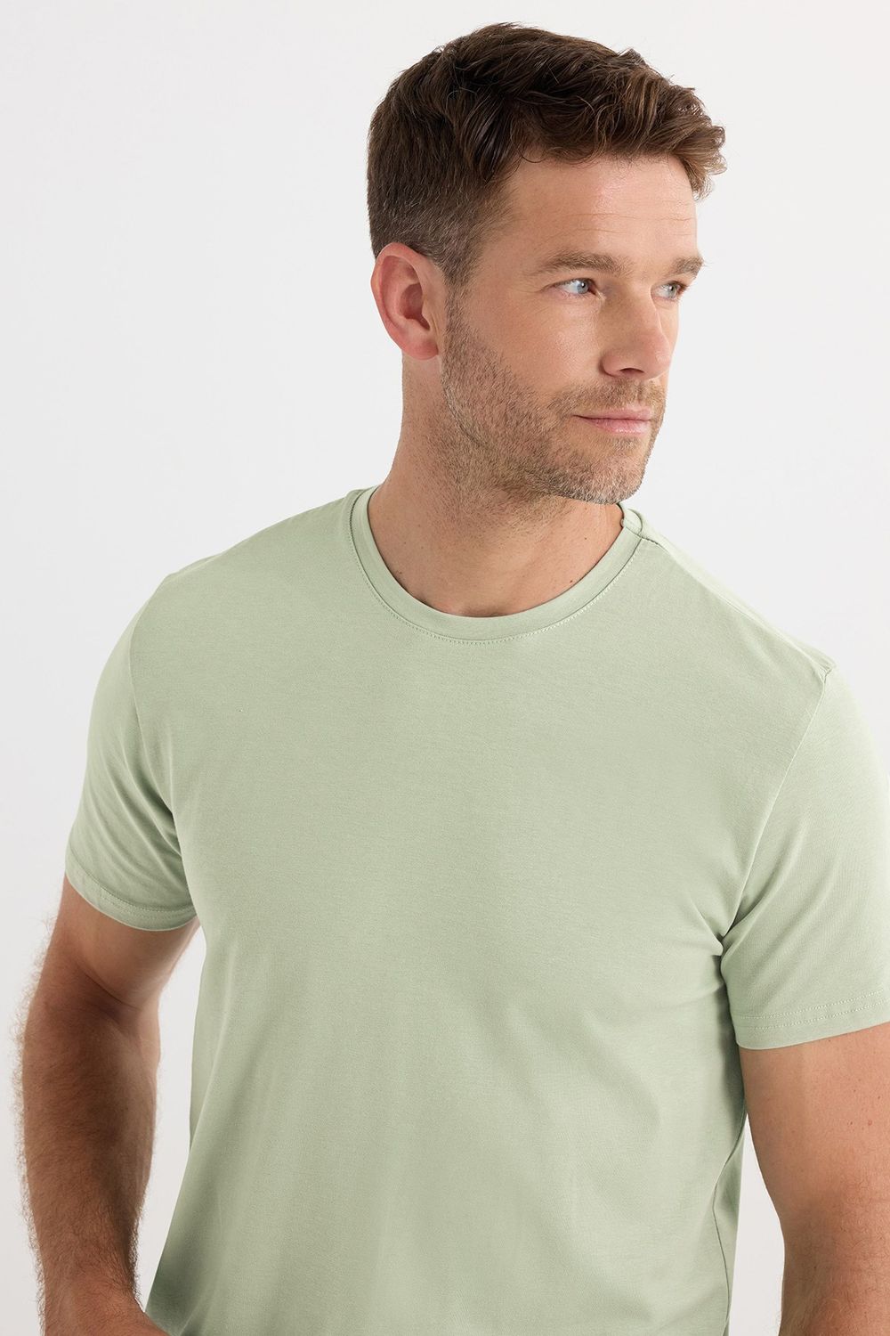 Slim Fit Bisiklet Yaka Düz Basıc Kısa Kol T-Shirt