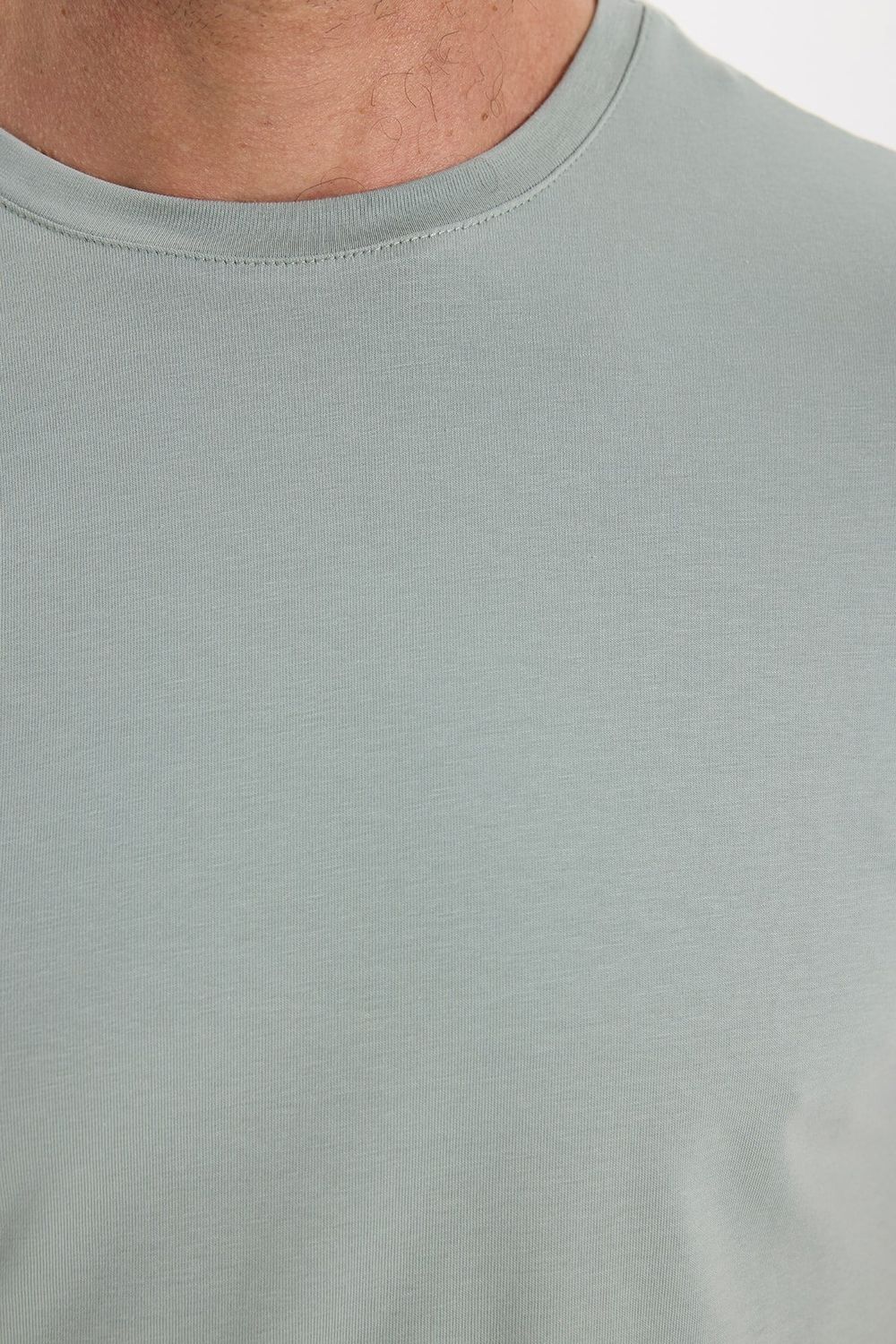 Slim Fit Bisiklet Yaka Düz Basıc Kısa Kol T-Shirt