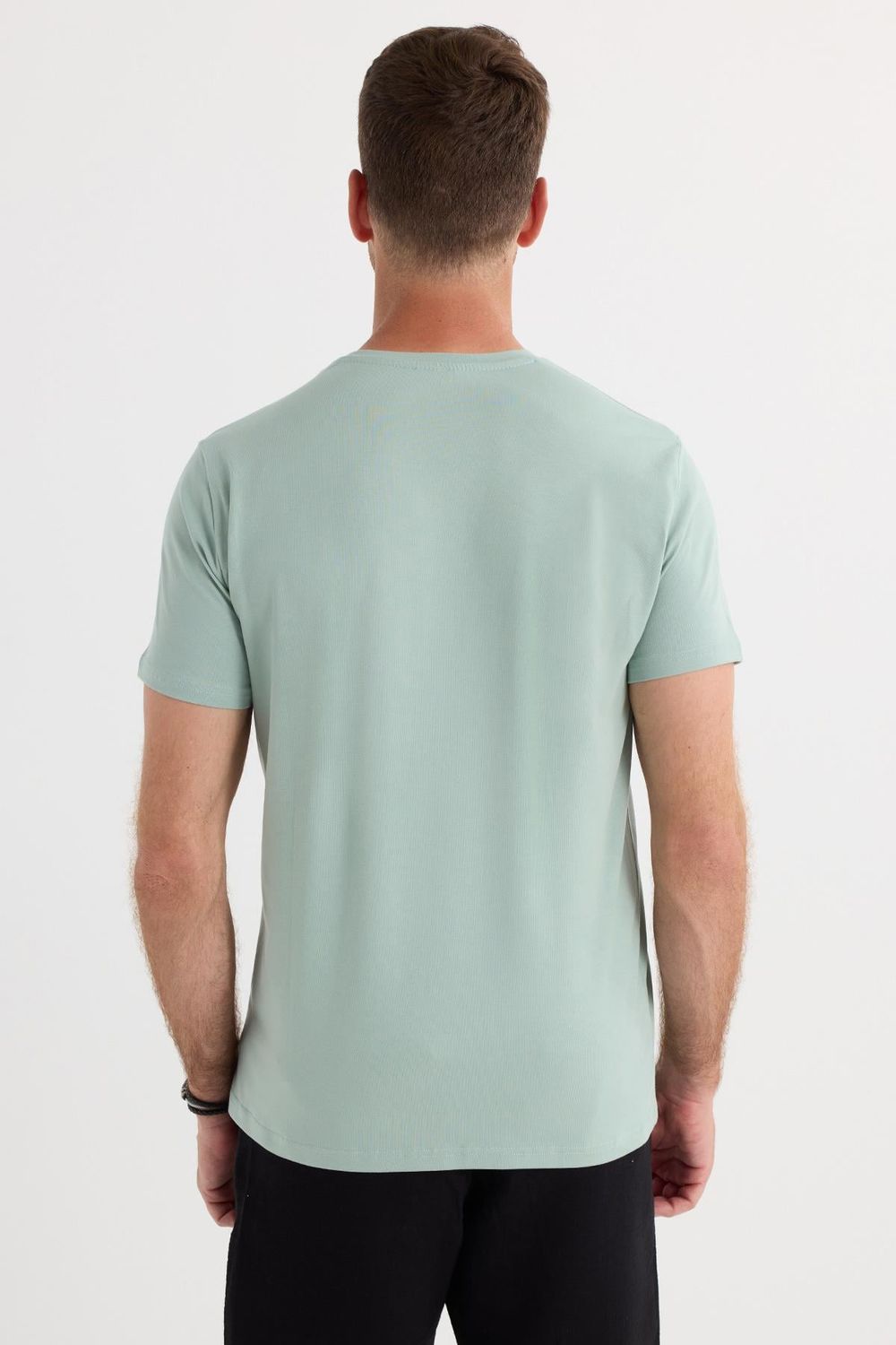 Erkek Slim Fit Dar Kesim Pamuklu Yumuşak Doku Likralı Esnek Kumaş Yeşil Bisiklet Yaka Tişört