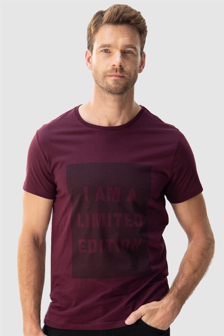 Slim Fit Dar Kesim Bisiklet Yaka Baskılı Erkek T-Shirt