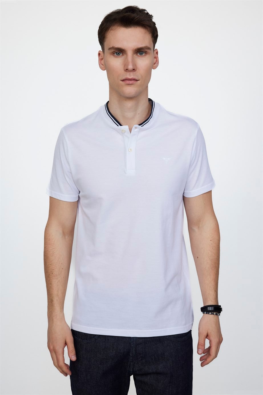 Erkek Slim Fit Hakim Yaka Pike Pamuk Tişört