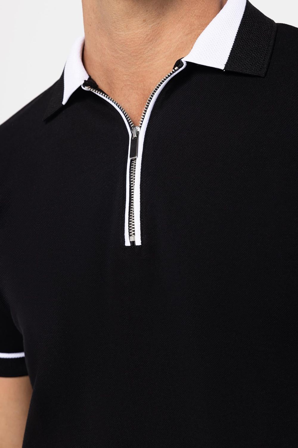 Erkek Slim Fit Dar Kesim %100 Pamuk Düz Pike Fermuarlı Siyah Polo Yaka Tişört