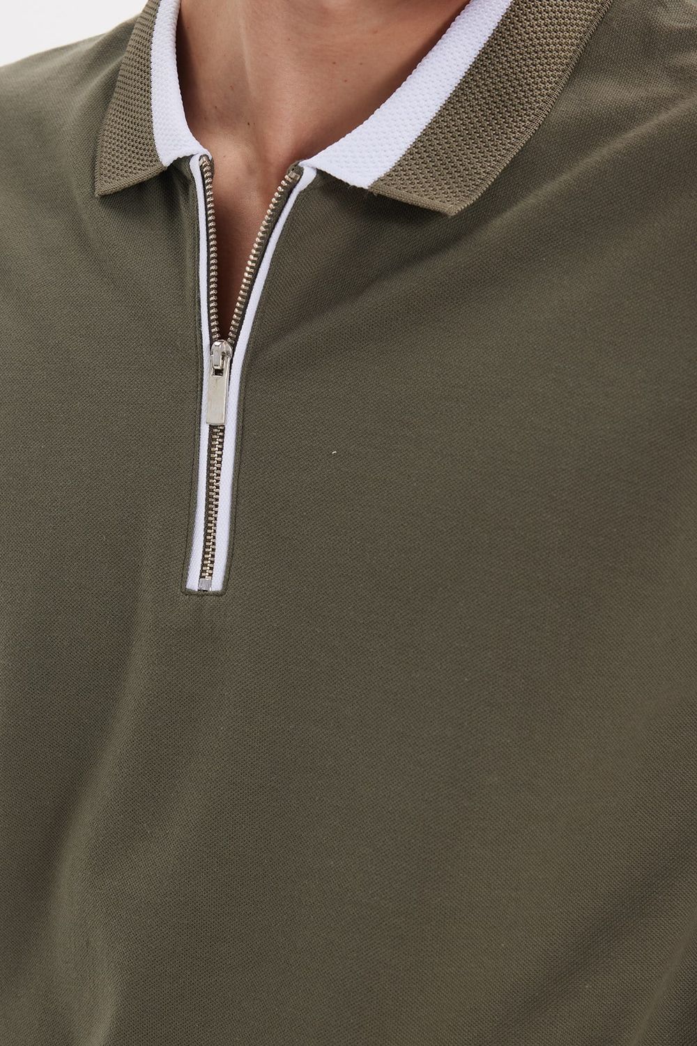 Erkek Slim Fit Dar Kesim %100 Pamuk Düz Pike Fermuarlı Haki Polo Yaka Tişört