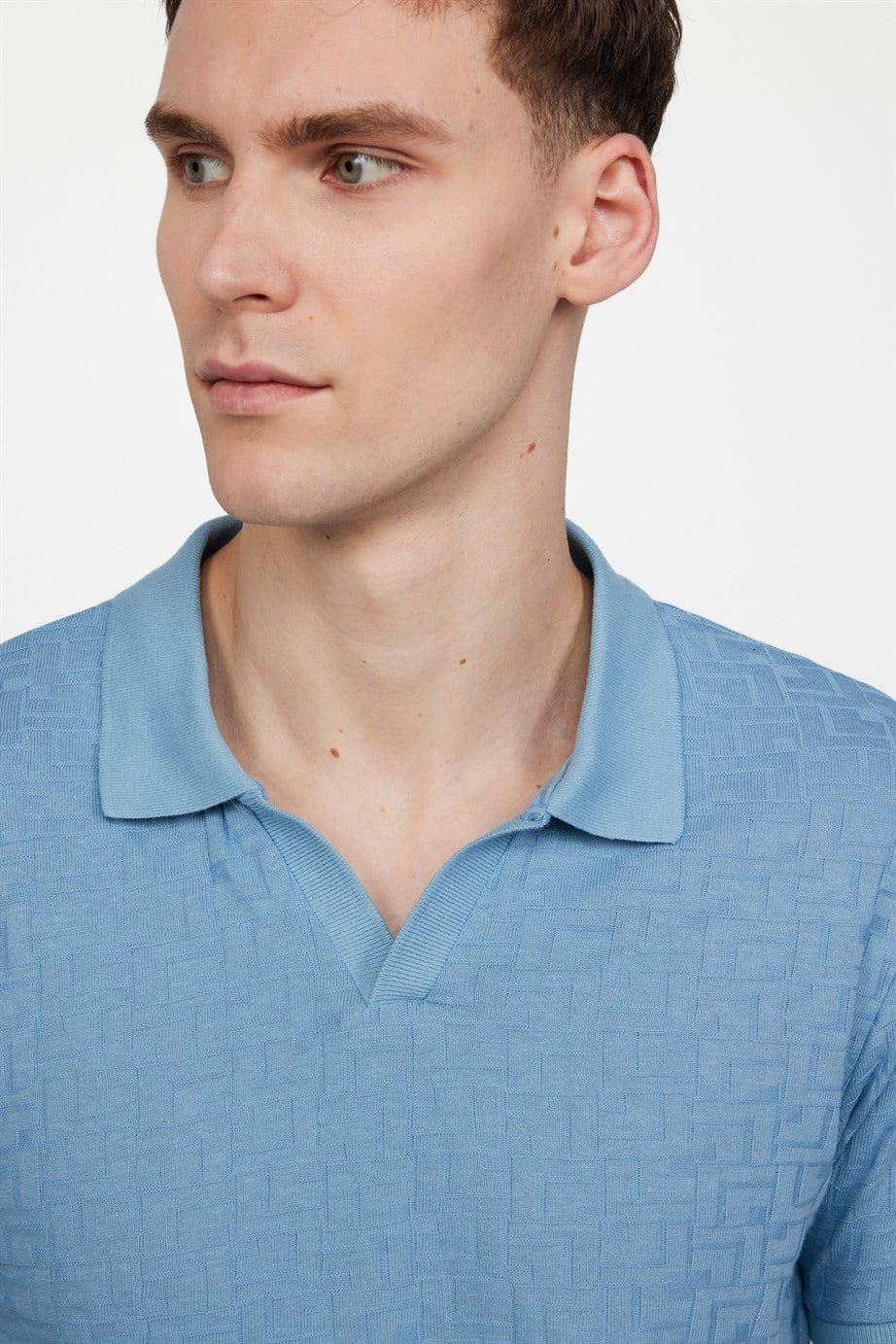 Erkek Polo V Yaka Slim Fit Düğmesiz Örme Pamuklu  Tişört