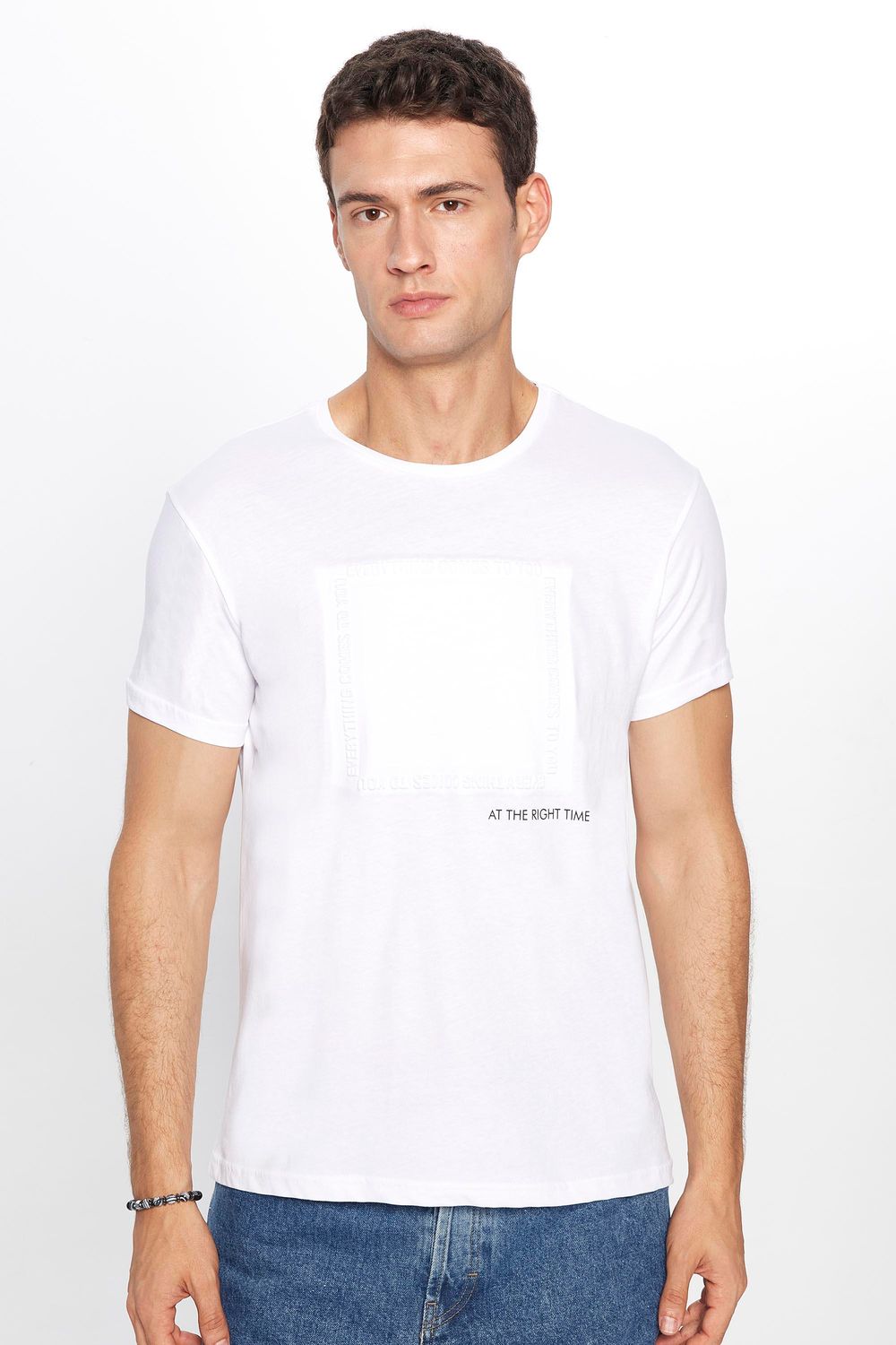 Erkek Slim Fit Dar Kesim %100 Pamuk Yumuşak Dokulu Baskılı Beyaz Bisiklet Yaka Tişört