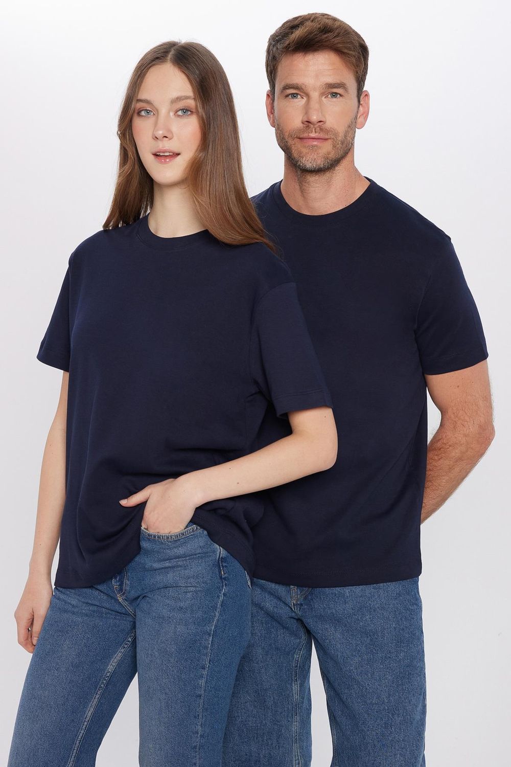 Unisex Relax Fit Rahat Kesim %100 Pamuk Yumuşak Dokulu Basic Bisiklet Yaka Lacivert Tişört