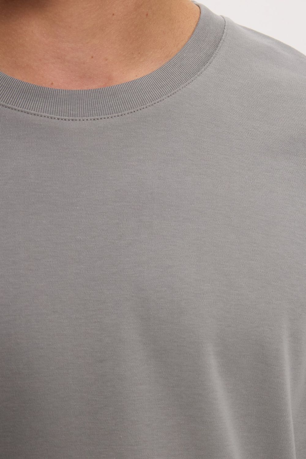 Unisex Relax Fit Rahat Kesim %100 Pamuk Yumuşak Dokulu Hafif Kalın Gri Bisiklet Yaka Tişört
