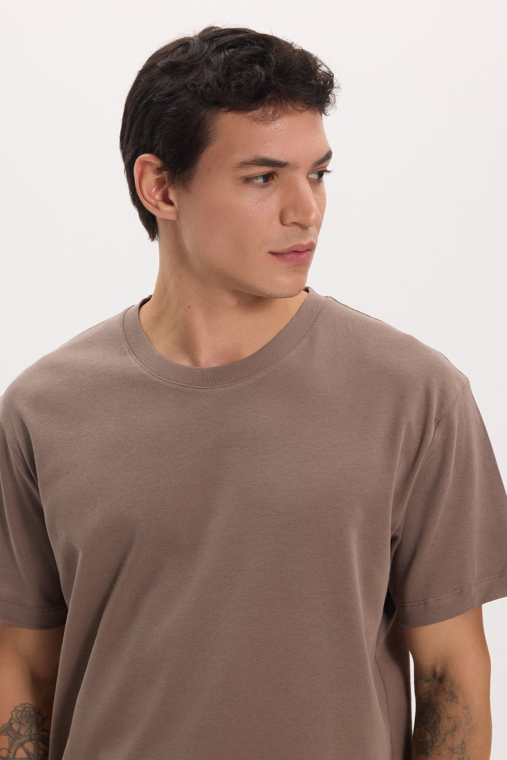 Unisex Relax Fit Rahat Kesim %100 Pamuk Yumuşak Dokulu Hafif Kalın Kahverengi Bisiklet Yaka Tişört