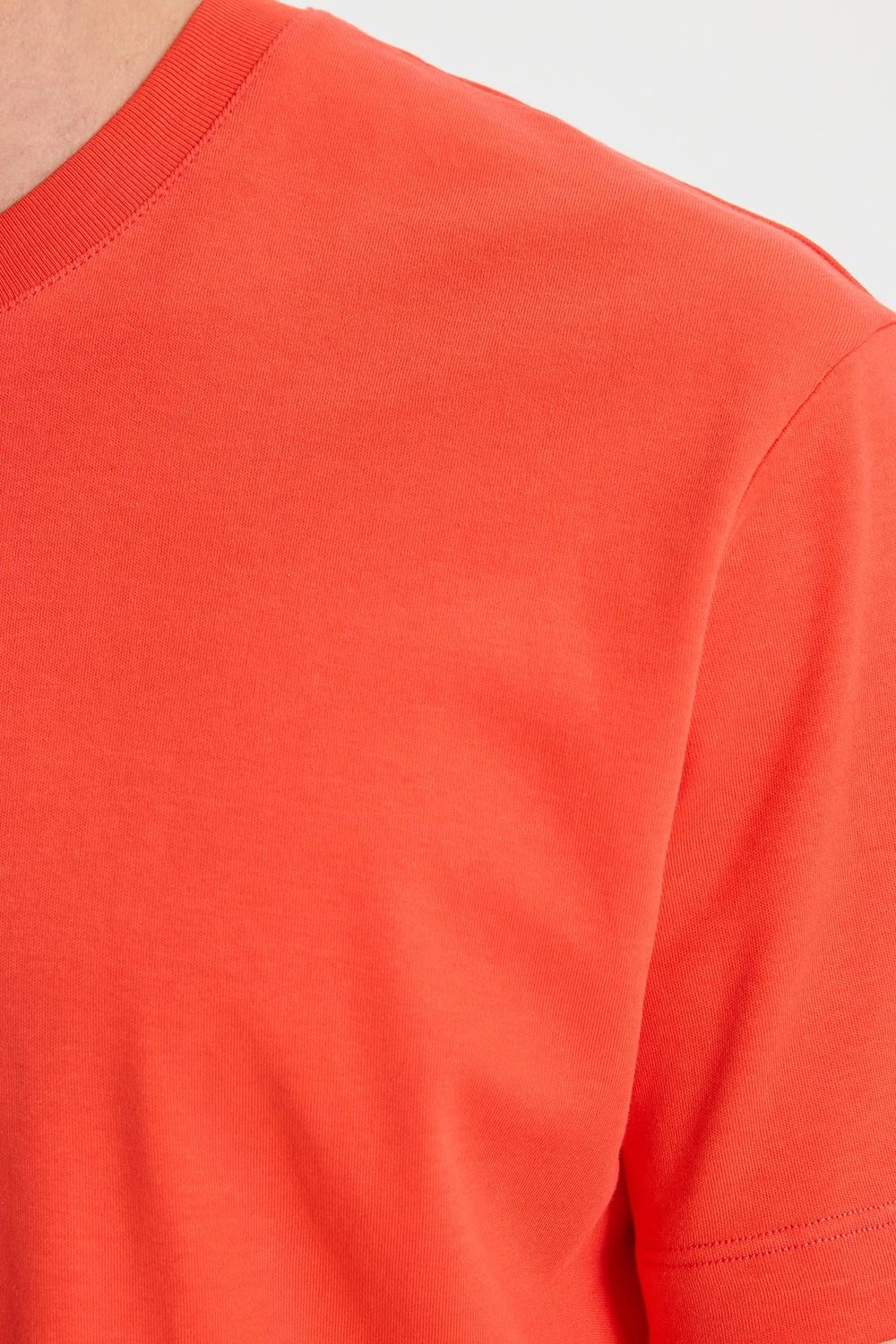 Relax Fit Rahat Kesim Yumuşak Dokulu Pamuklu Bisiklet Yaka Kısa Kol Unisex Tişört