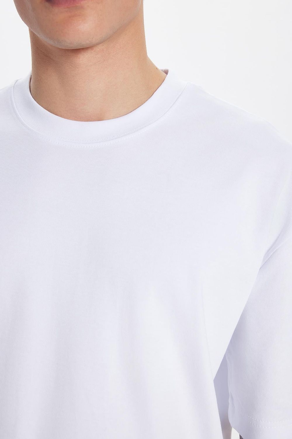 Unisex Oversize Geniş Kesim %100 Pamuk Yumuşak Dokulu Basic Bisiklet Yaka Beyaz Tişört