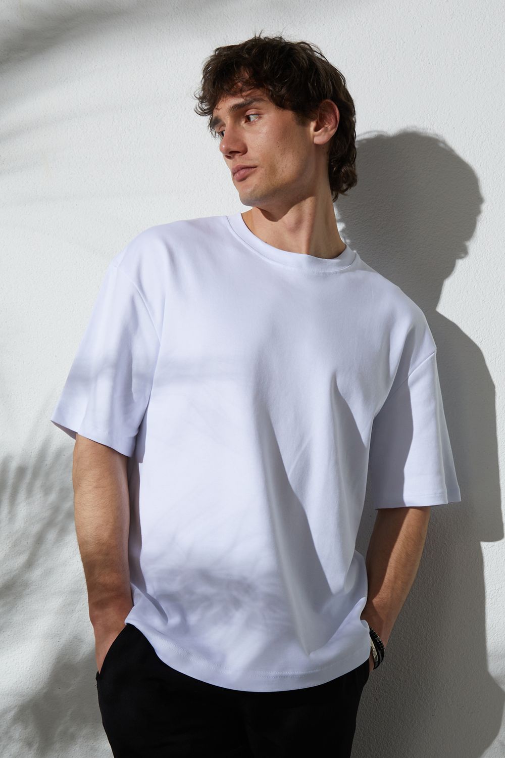 Unisex Oversize Geniş Kesim %100 Pamuk Yumuşak Dokulu Basic Bisiklet Yaka Beyaz Tişört