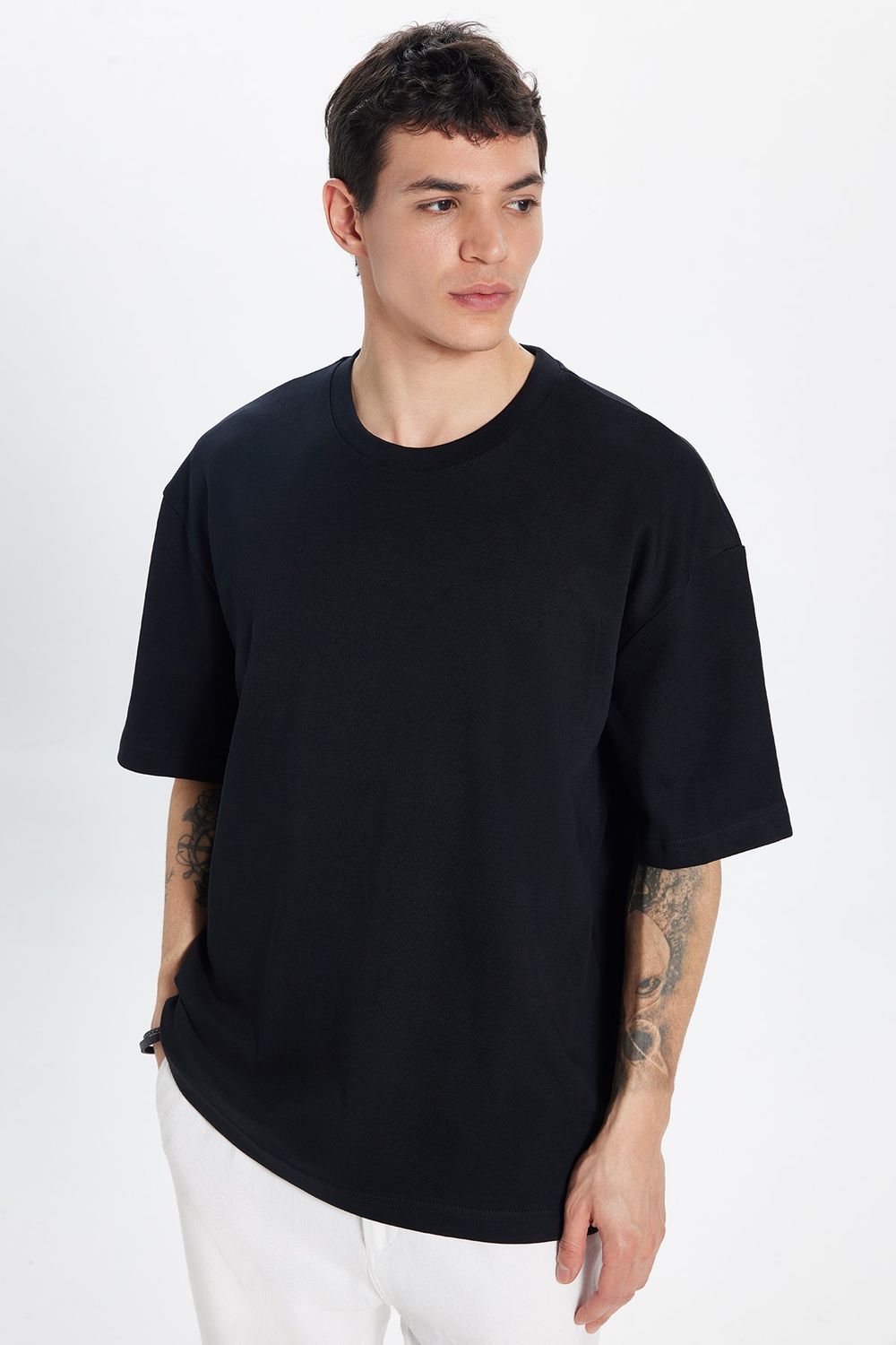 Unisex Oversize Geniş Kesim %100 Pamuk Yumuşak Dokulu Basic Bisiklet Yaka Siyah Tişört
