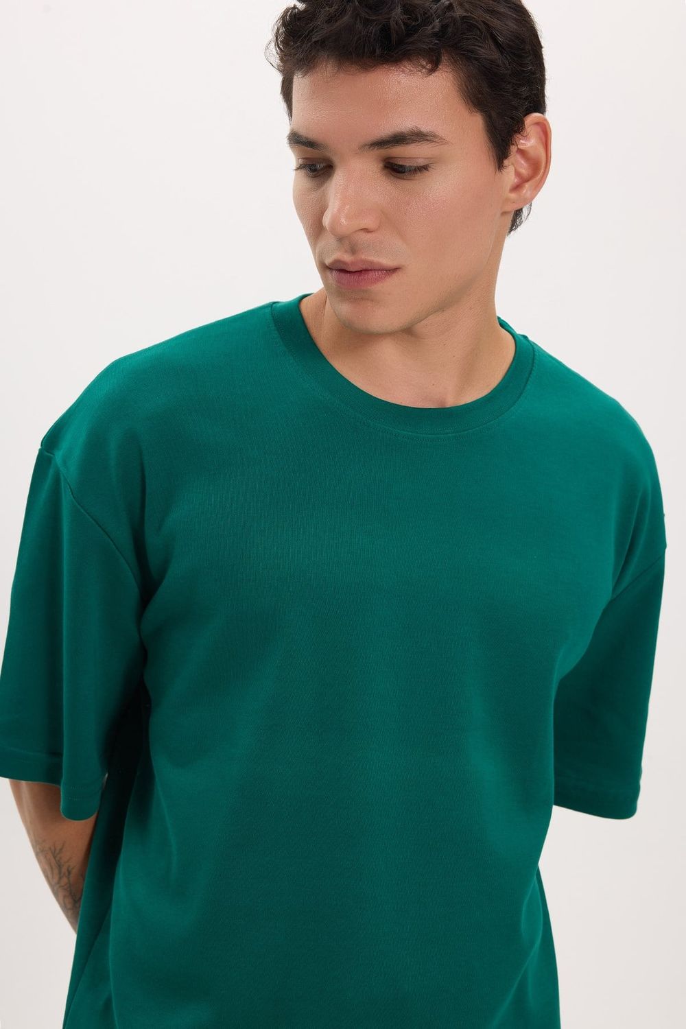 Unisex Oversize Geniş Kesim %100 Pamuk Yumuşak Dokulu Basic Bisiklet Yaka Yeşil Tişört