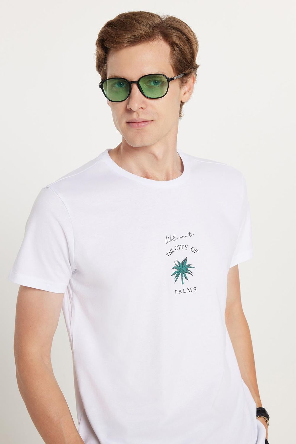 Erkek Slim Fit Dar Kesim %100 Pamuk Yumuşak Dokulu Baskılı Beyaz Bisiklet Yaka Tişört