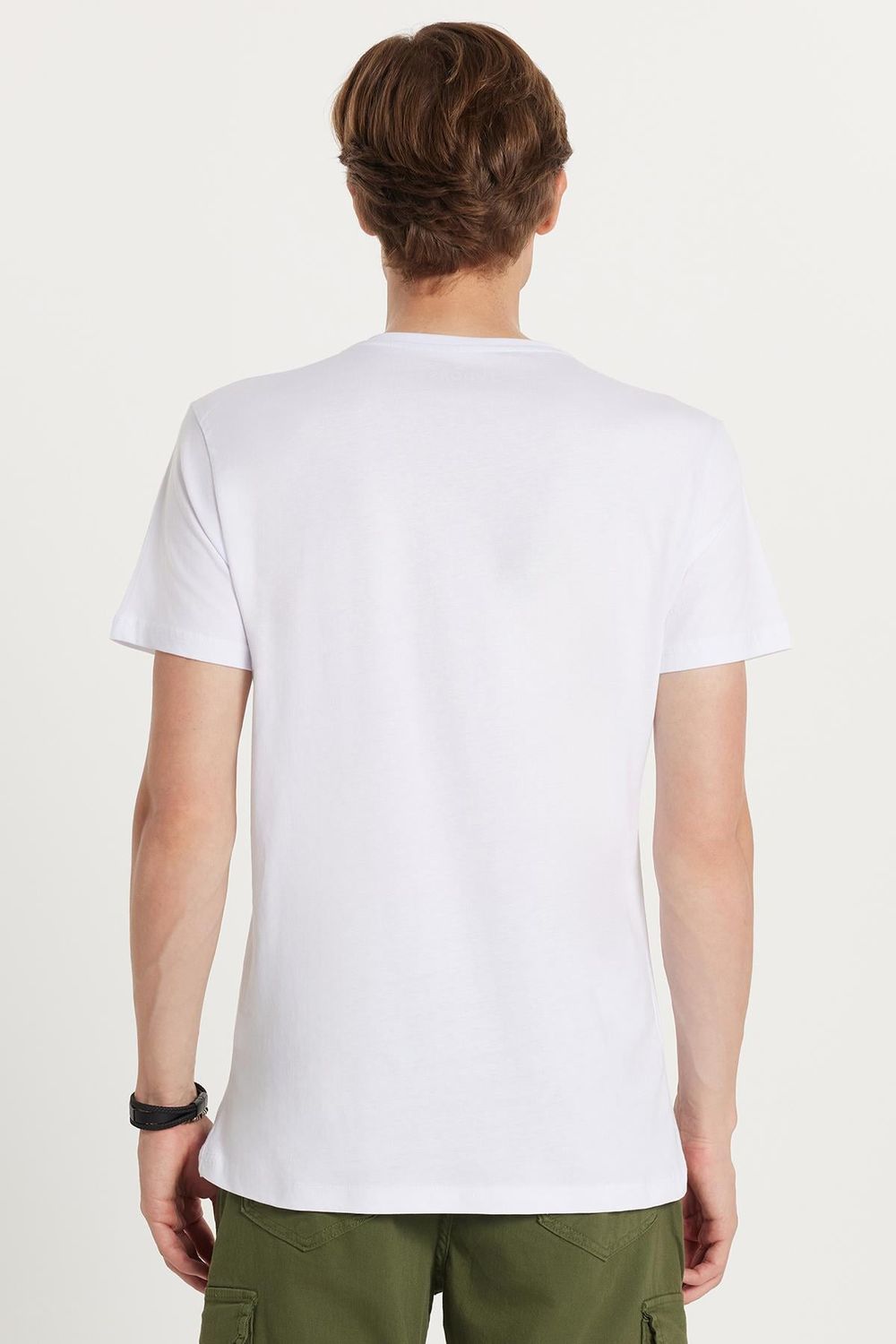 Erkek Slim Fit Dar Kesim %100 Pamuk Yumuşak Dokulu Baskılı Beyaz Bisiklet Yaka Tişört