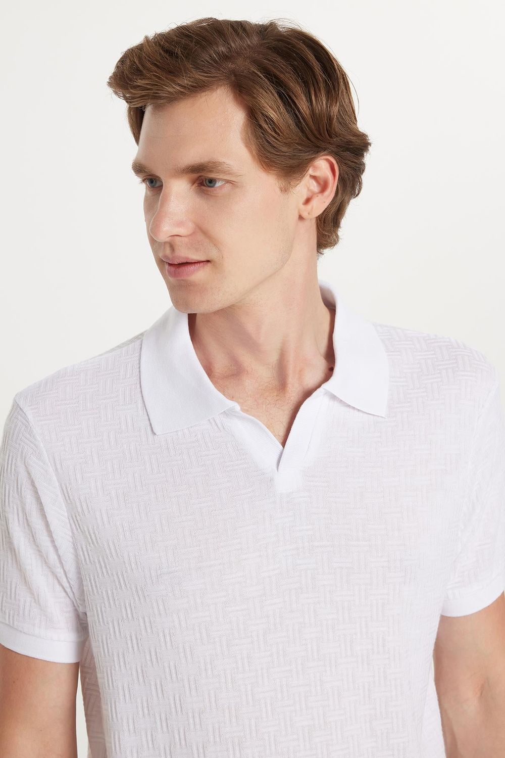 Erkek Slim Fit Dar Kesim Viskon Kumaş Desenli Düz Pike Düğmesiz Beyaz Polo Yaka Tişört