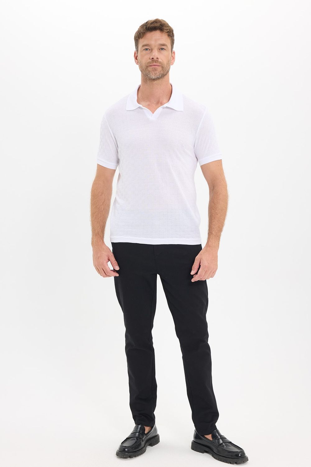 Erkek Slim Fit Dar Kesim Viskon Kumaş Desenli Düz Pike Düğmesiz Beyaz Polo Yaka Tişört