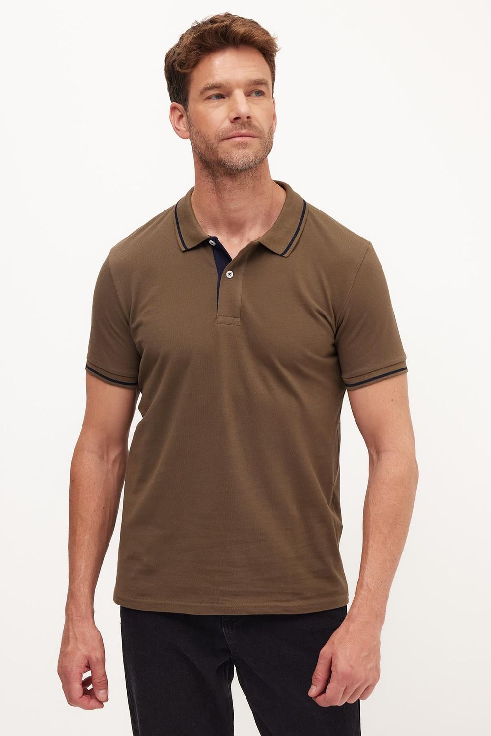 Erkek Slim Fit Dar Kesim Pamuklu Yumuşak Dokulu Serin Tutan Kumaş Düz Pike Polo Yaka Tişört