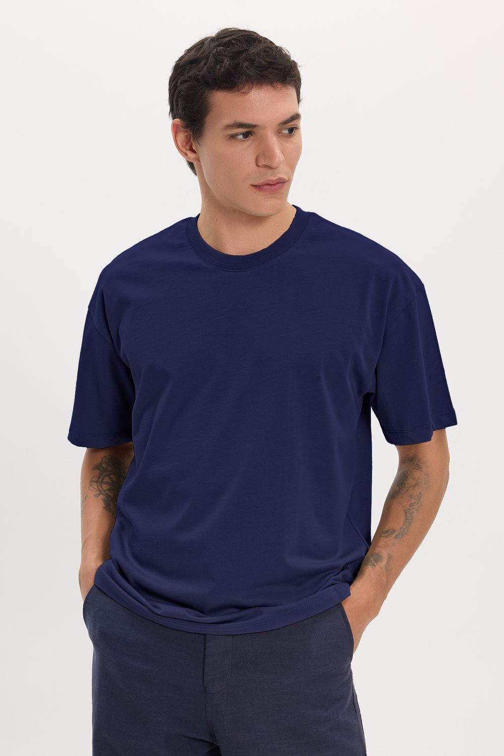 BOXY FIT SHORT SLV PLAIN CREW NECK T-SHIRT